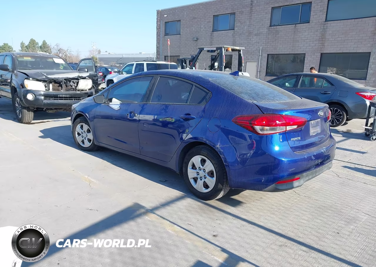 2017 Kia Forte Lx VIN:3KPFK4A76HE142654 - 3
