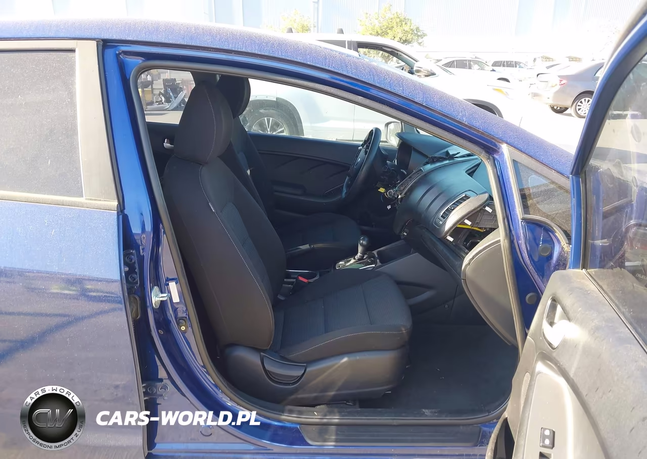 2017 Kia Forte Lx VIN:3KPFK4A76HE142654 - 5