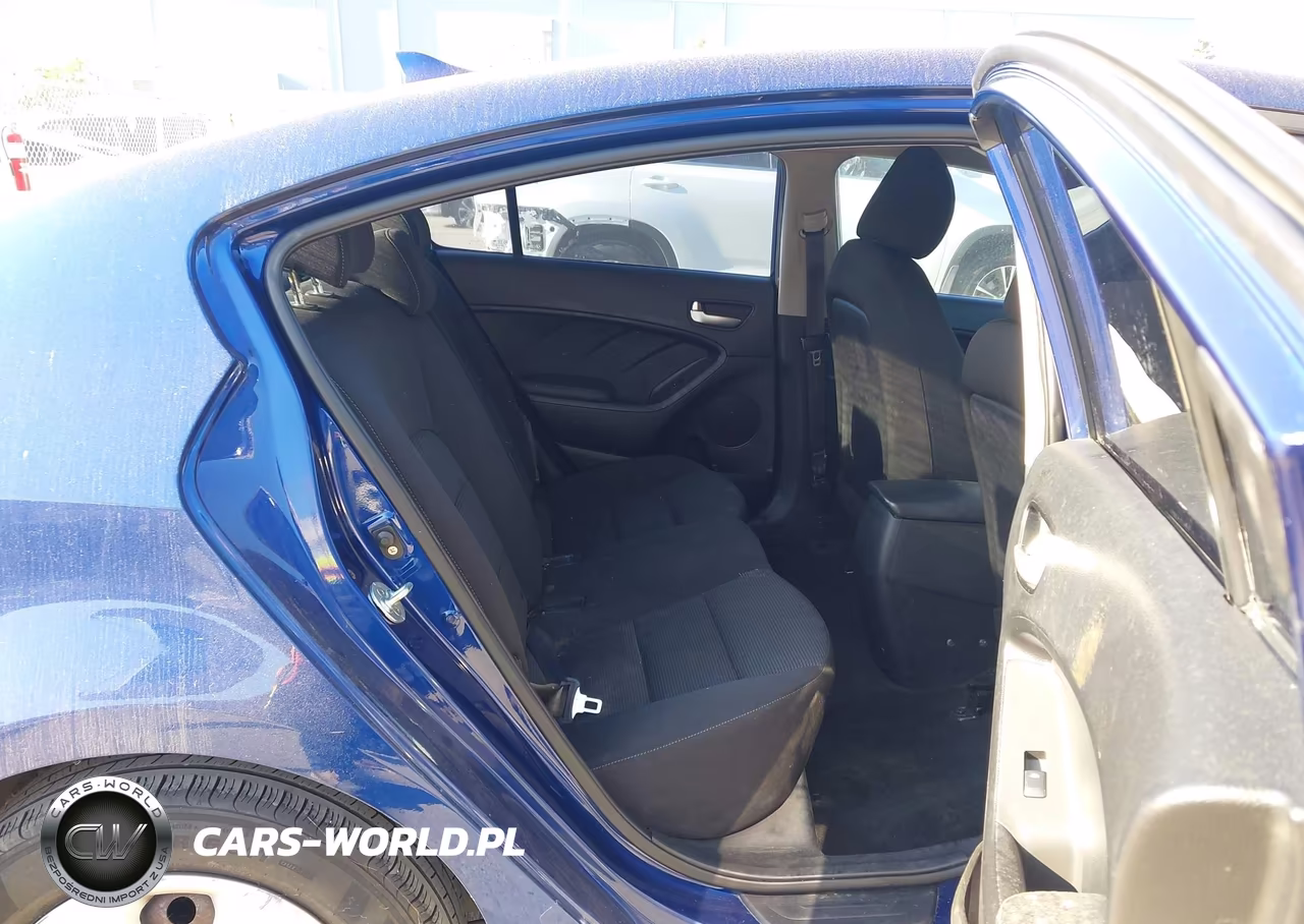 2017 Kia Forte Lx VIN:3KPFK4A76HE142654 - 8