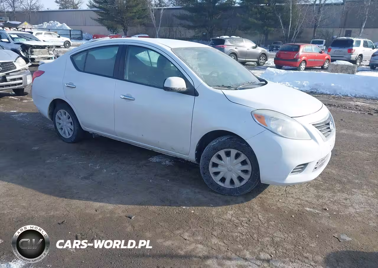 2013 Nissan Versa 1.6 Sv
