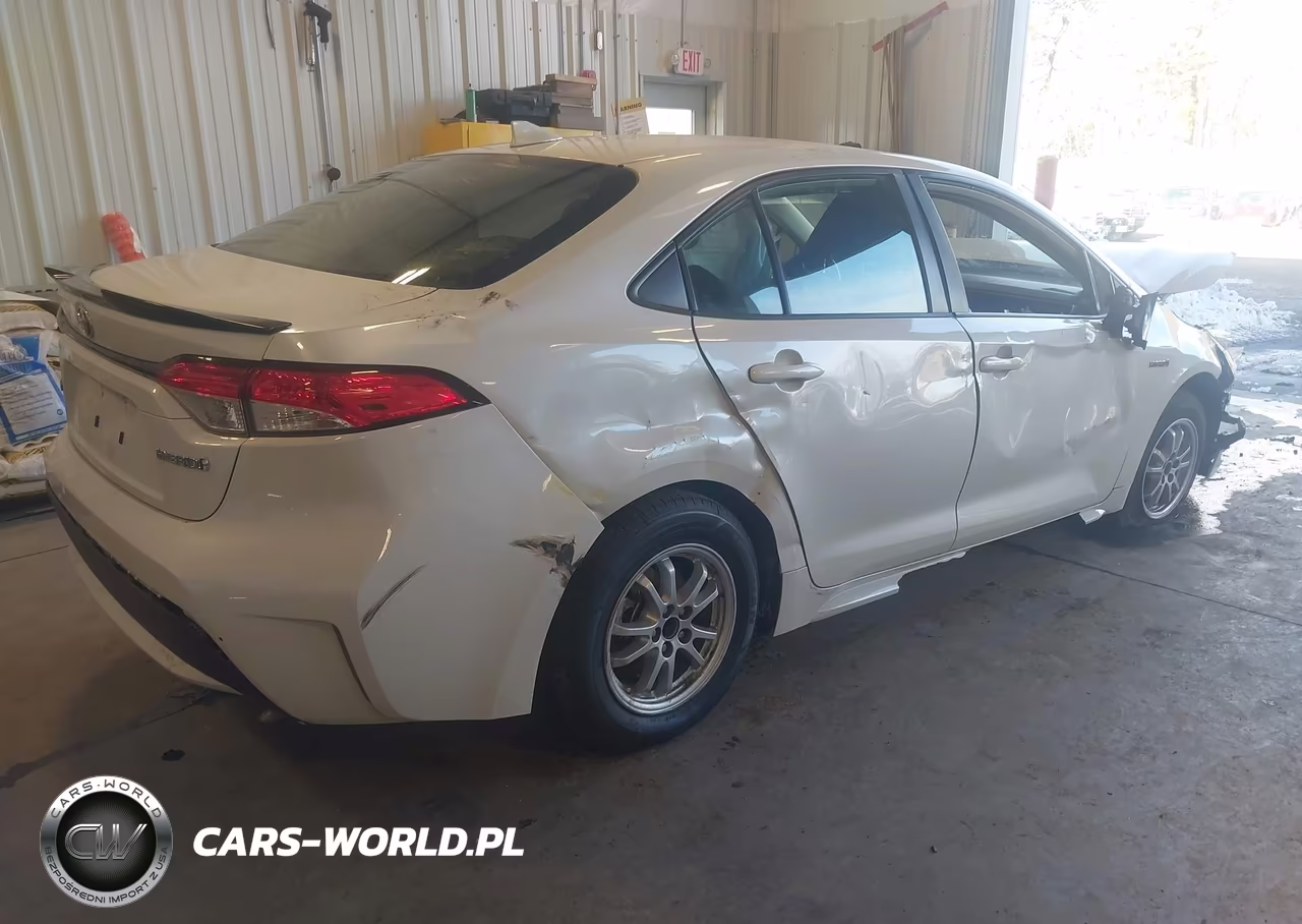 2021 Toyota Corolla Le VIN:JTDEAMDE8MJ026149 - 4