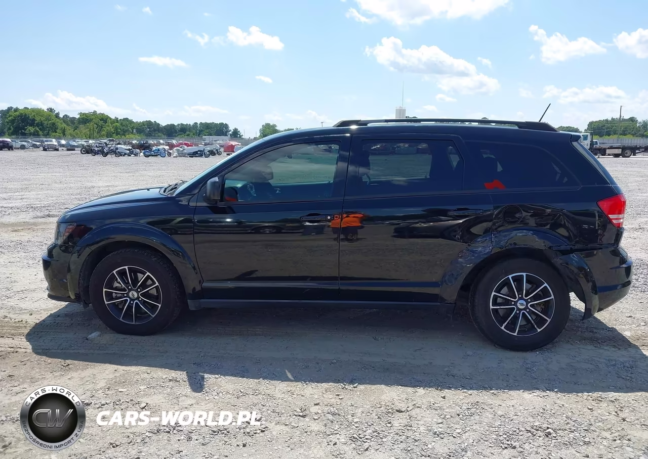 2018 Dodge Journey Se VIN:3C4PDCAB9JT533828 - 14