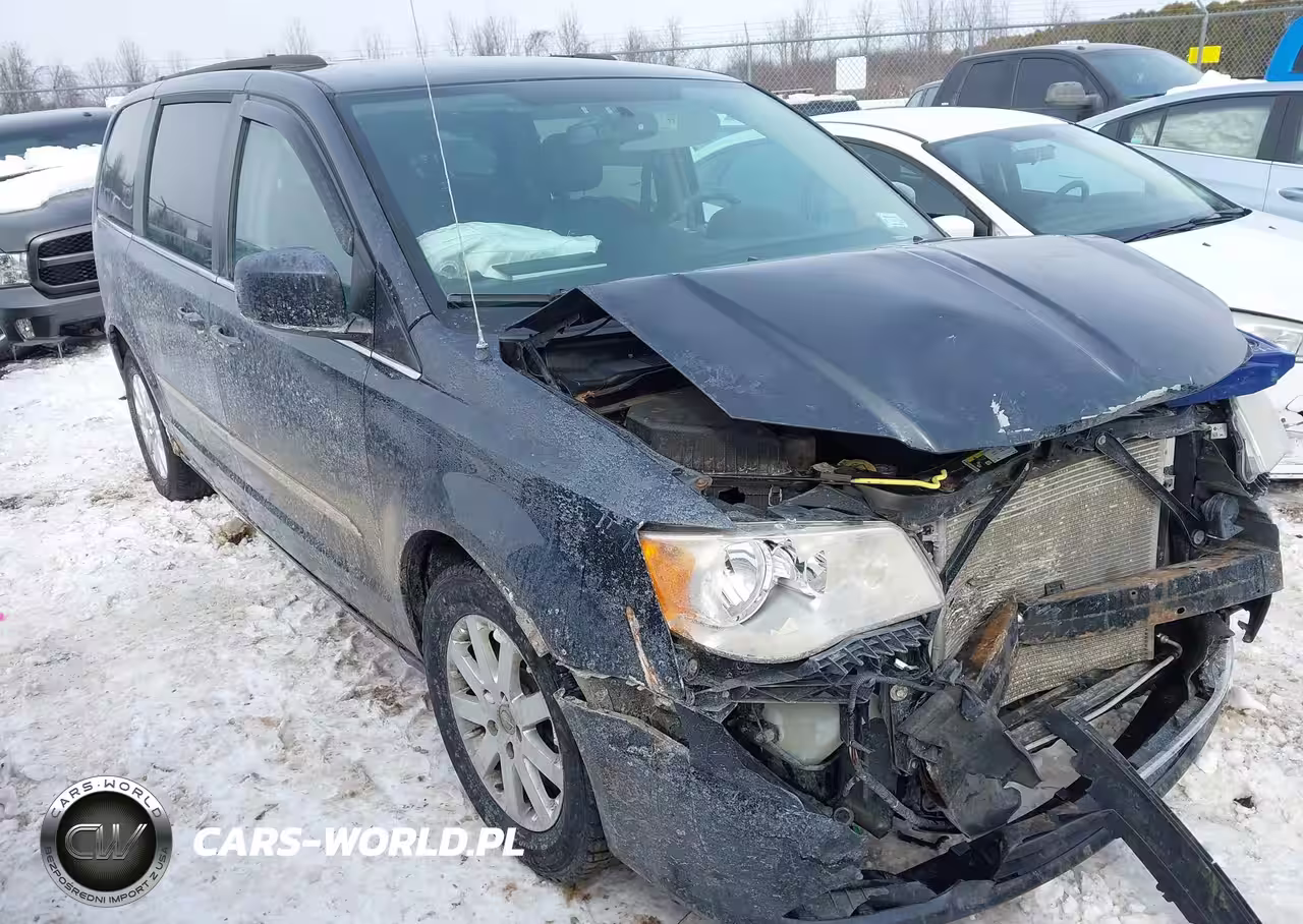 2014 Chrysler Town & Country Touring