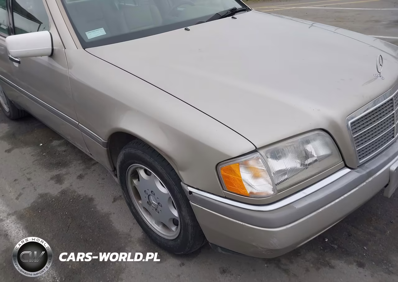 1995 Mercedes-Benz C 220 VIN:WDBHA22E8SF226712 - 6