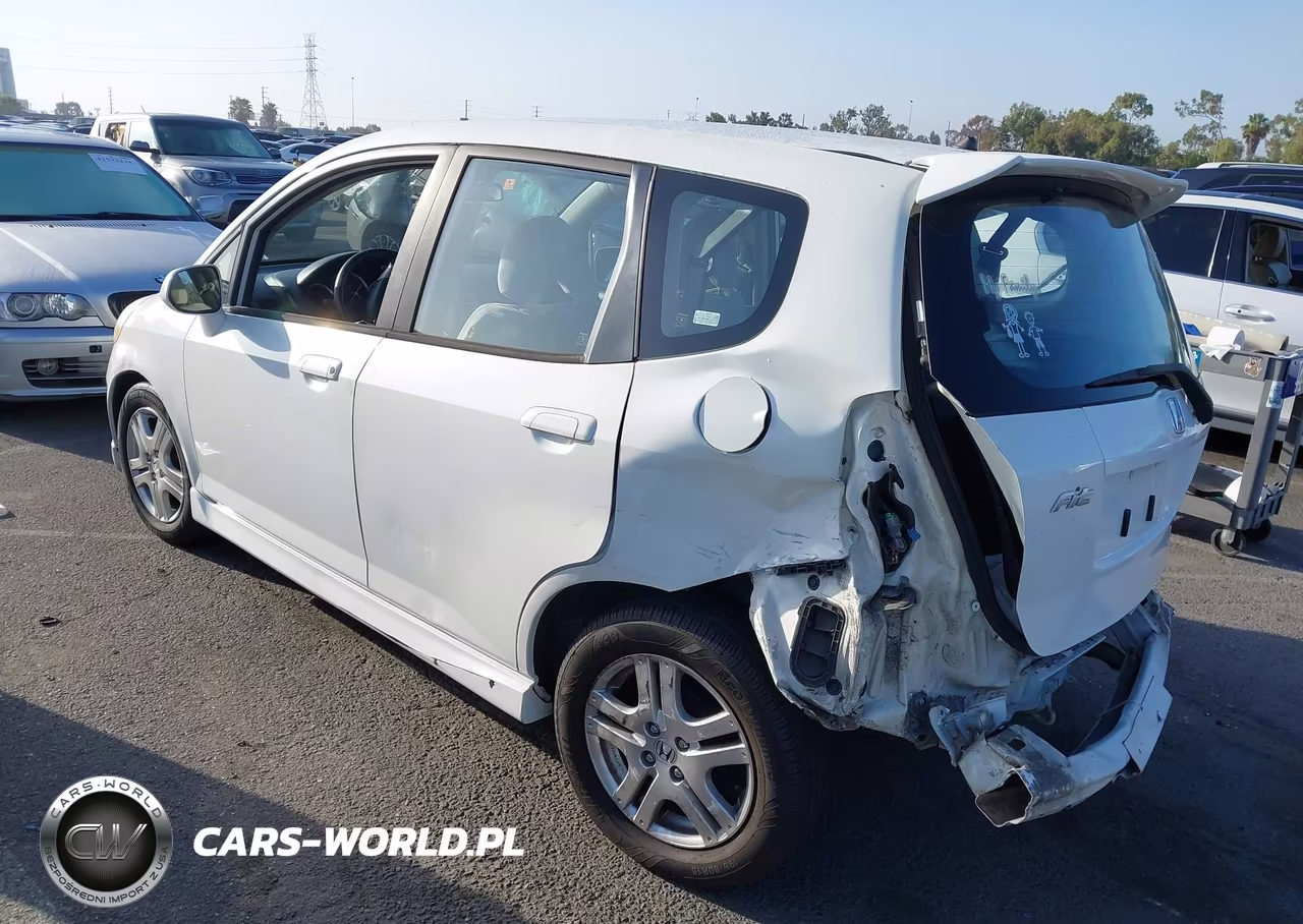 2007 Honda Fit Sport VIN:JHMGD38657S021968 - 3