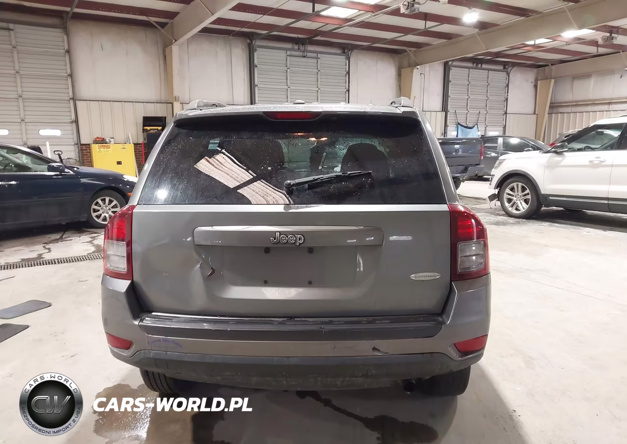 2014 Jeep Compass Latitude VIN:1C4NJCEA5ED624642 - 16