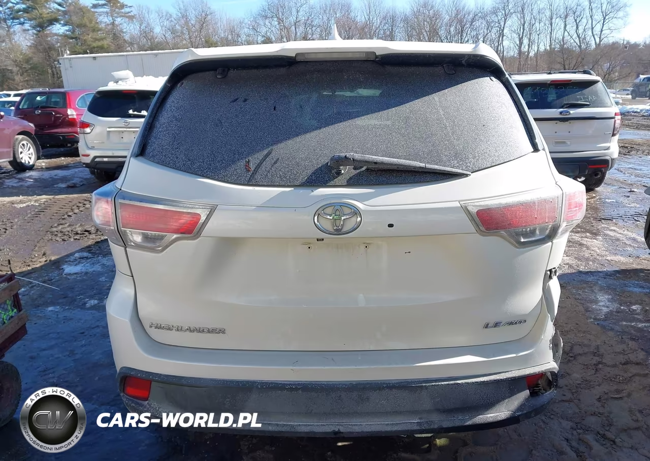 2016 Toyota Highlander Le Plus V6 VIN:5TDBKRFHXGS323290 - 16
