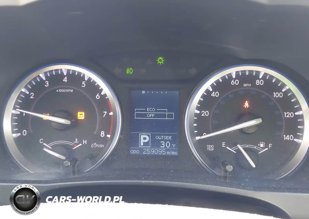 2016 Toyota Highlander Le Plus V6 VIN:5TDBKRFHXGS323290 - 7