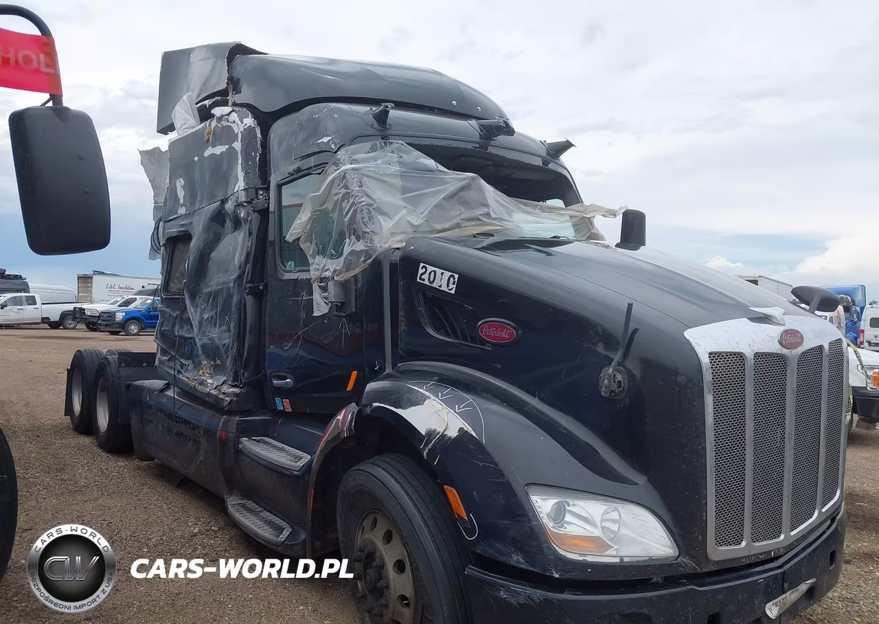 2018 Peterbilt 579 VIN:1XPBDP9X5JD472063 - 2