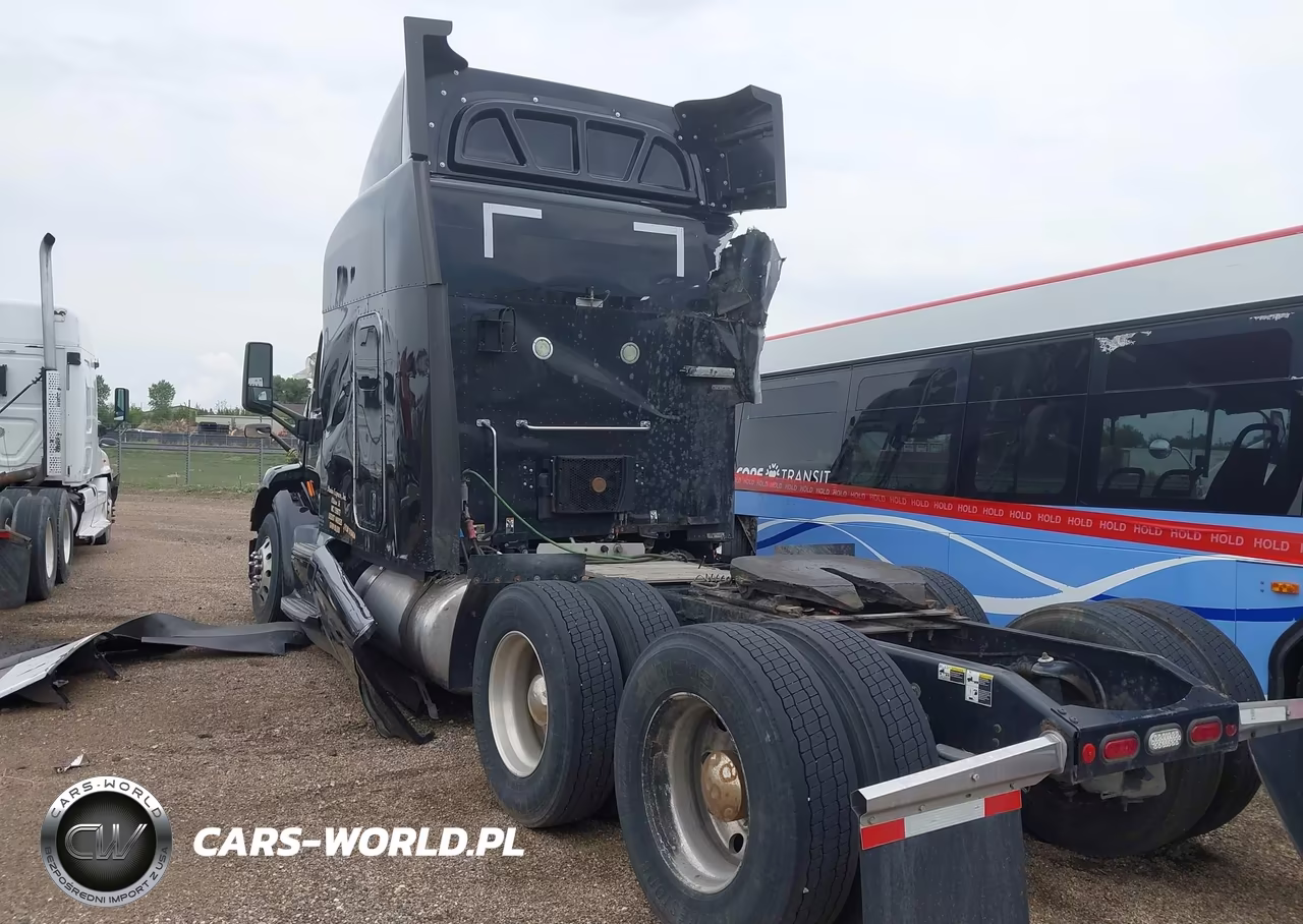 2018 Peterbilt 579 VIN:1XPBDP9X5JD472063 - 3