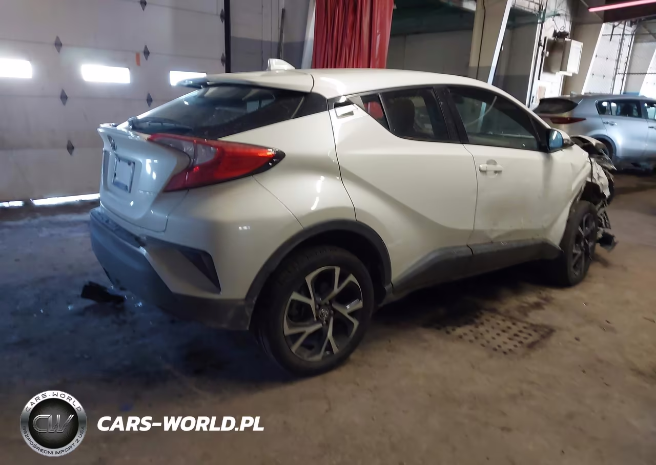 2019 Toyota C-Hr Xle VIN:NMTKHMBX1KR077896 - 4