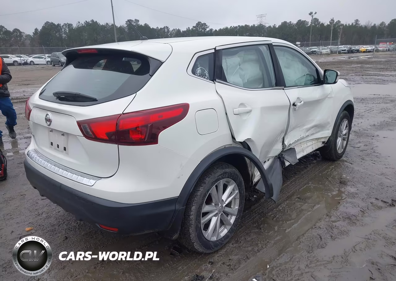 2018 Nissan Rogue Sport S-Sl-Sv VIN:JN1BJ1CP2JW189918 - 4