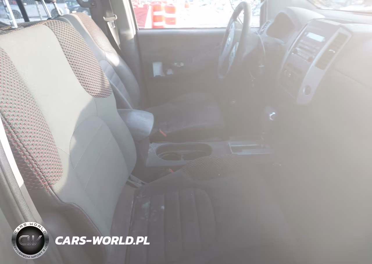 2011 Nissan Frontier Pro-4X VIN:1N6AD0EV7BC425162 - 5