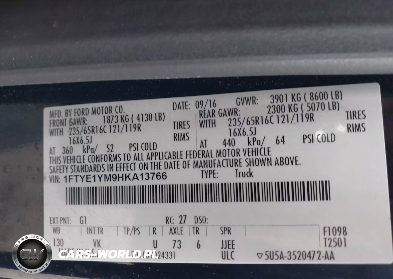 2017 Ford Transit-150 VIN:1FTYE1YM9HKA13766 - 9