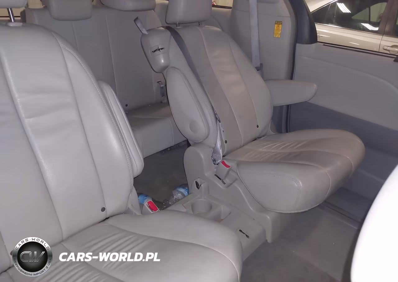 2014 Toyota Sienna Xle V6 8 Passenger VIN:5TDYK3DC0ES417206 - 8