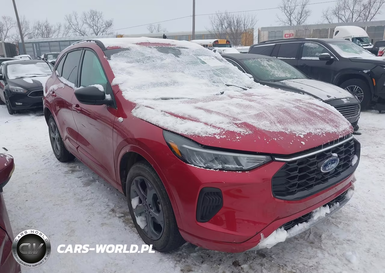 2024 Ford Escape St-Line