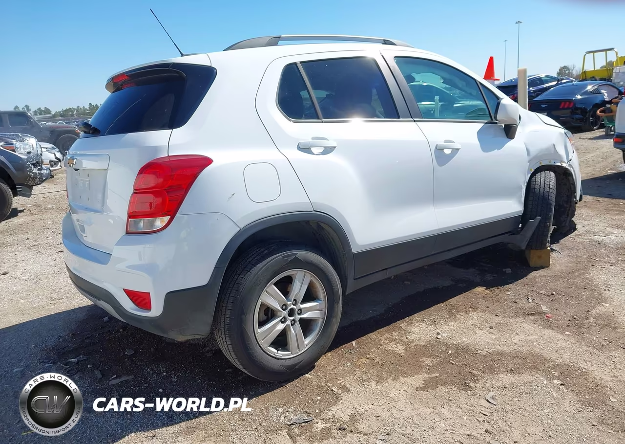 2021 Chevrolet Trax Awd Lt VIN:KL7CJPSB6MB321730 - 4
