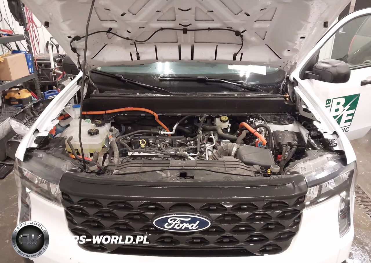 2025 Ford Maverick Xl VIN:3FTTW8A36SRA57194 - 10
