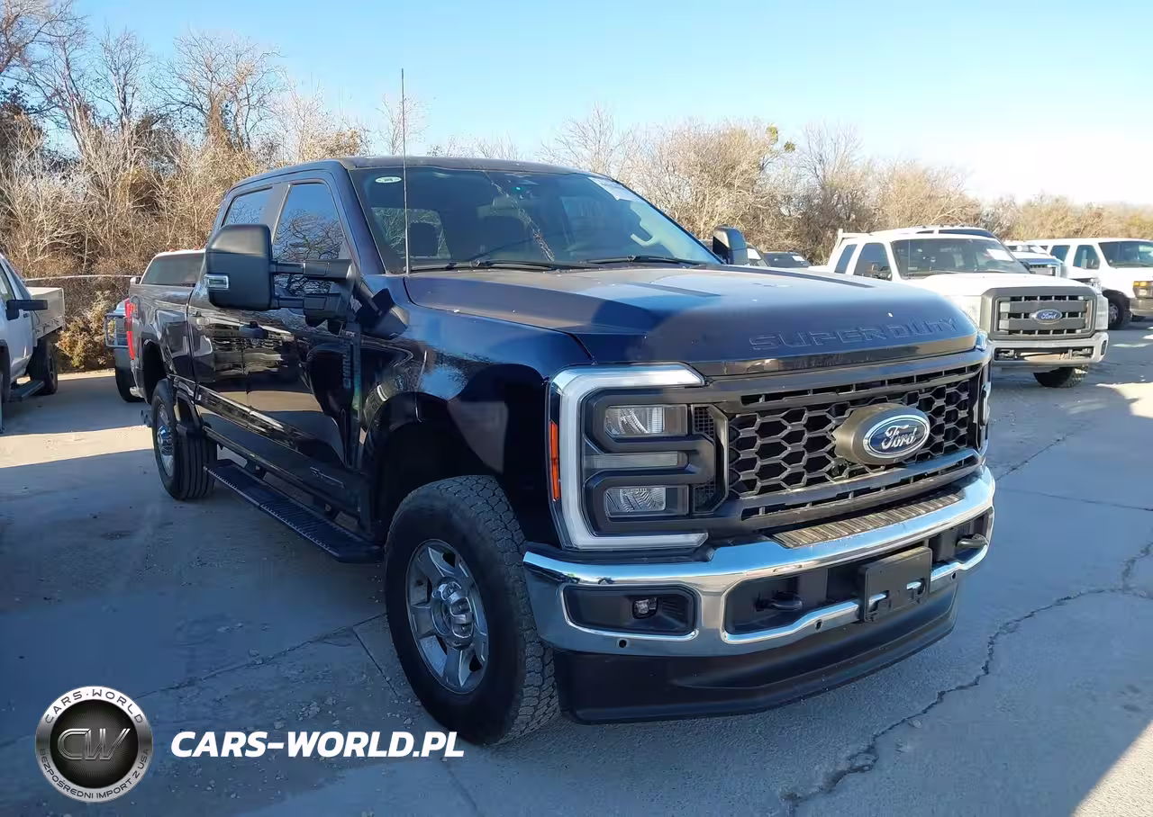 2023 FORD F-250 XL