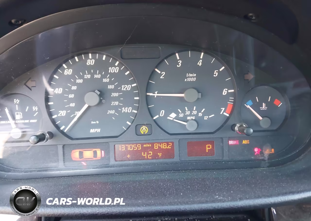 2004 BMW 325Ci VIN:WBABW33464PL25107 - 7