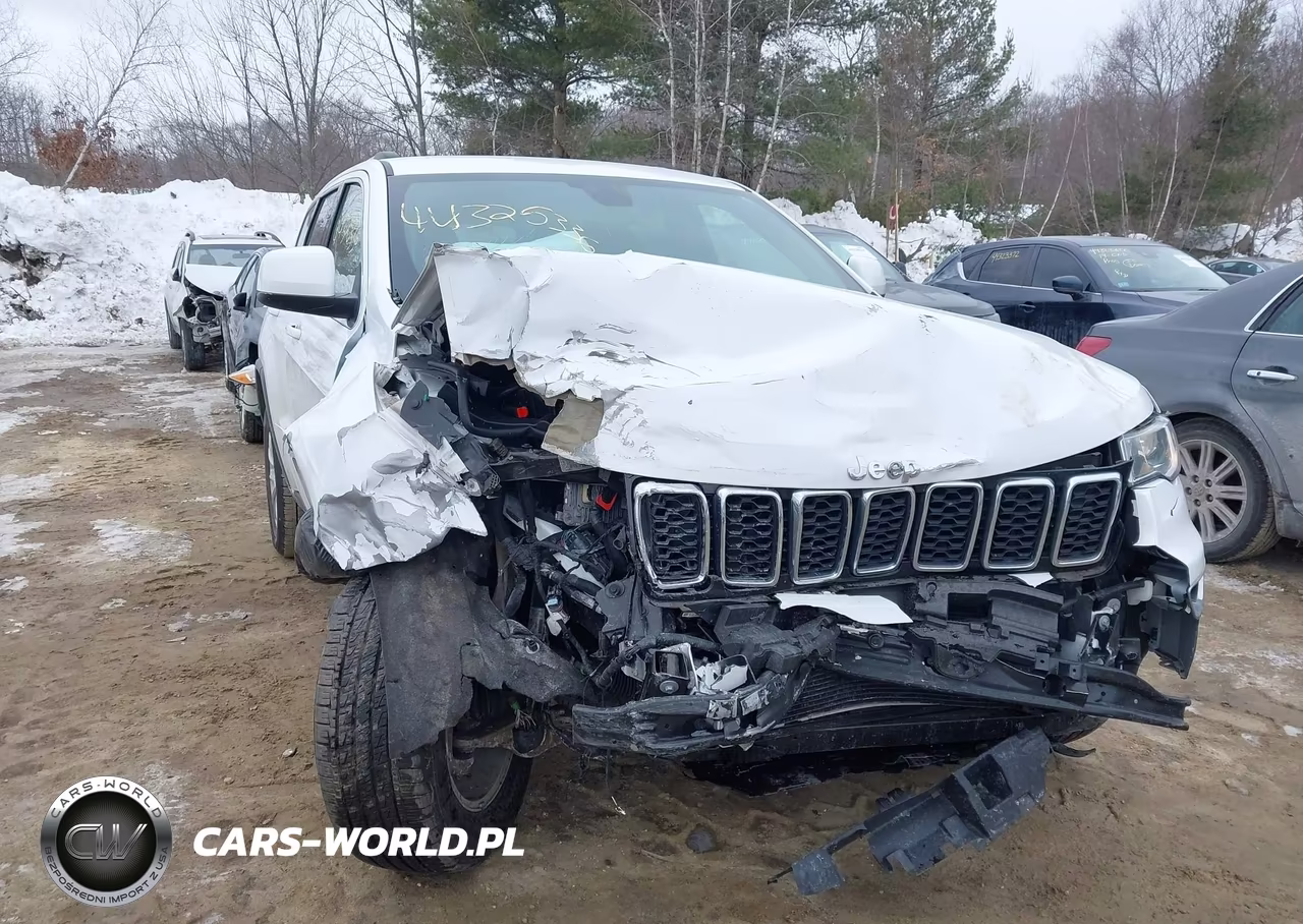 2021 Jeep Grand Cherokee Laredo E 4X4