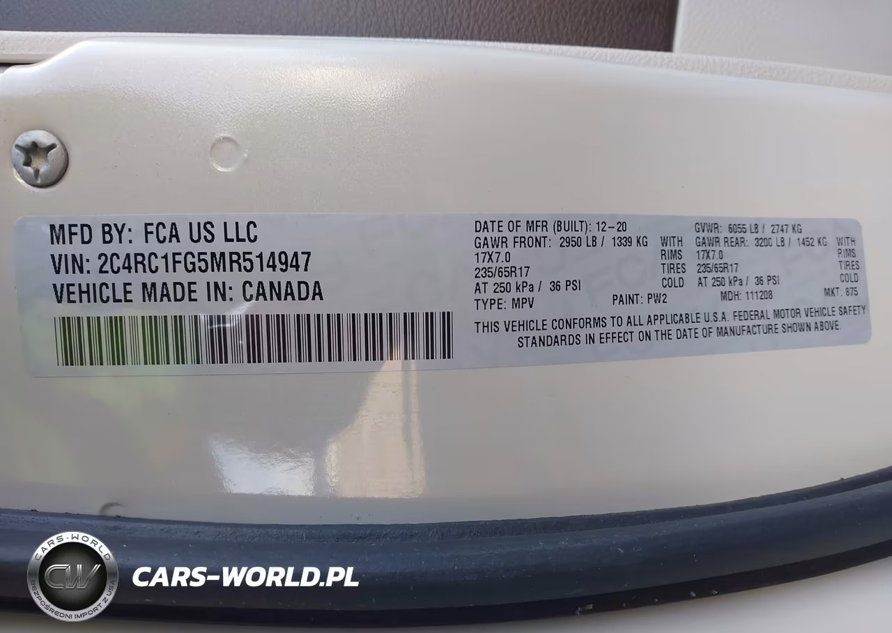 2021 Chrysler Pacifica Touring VIN:2C4RC1FG5MR514947 - 9