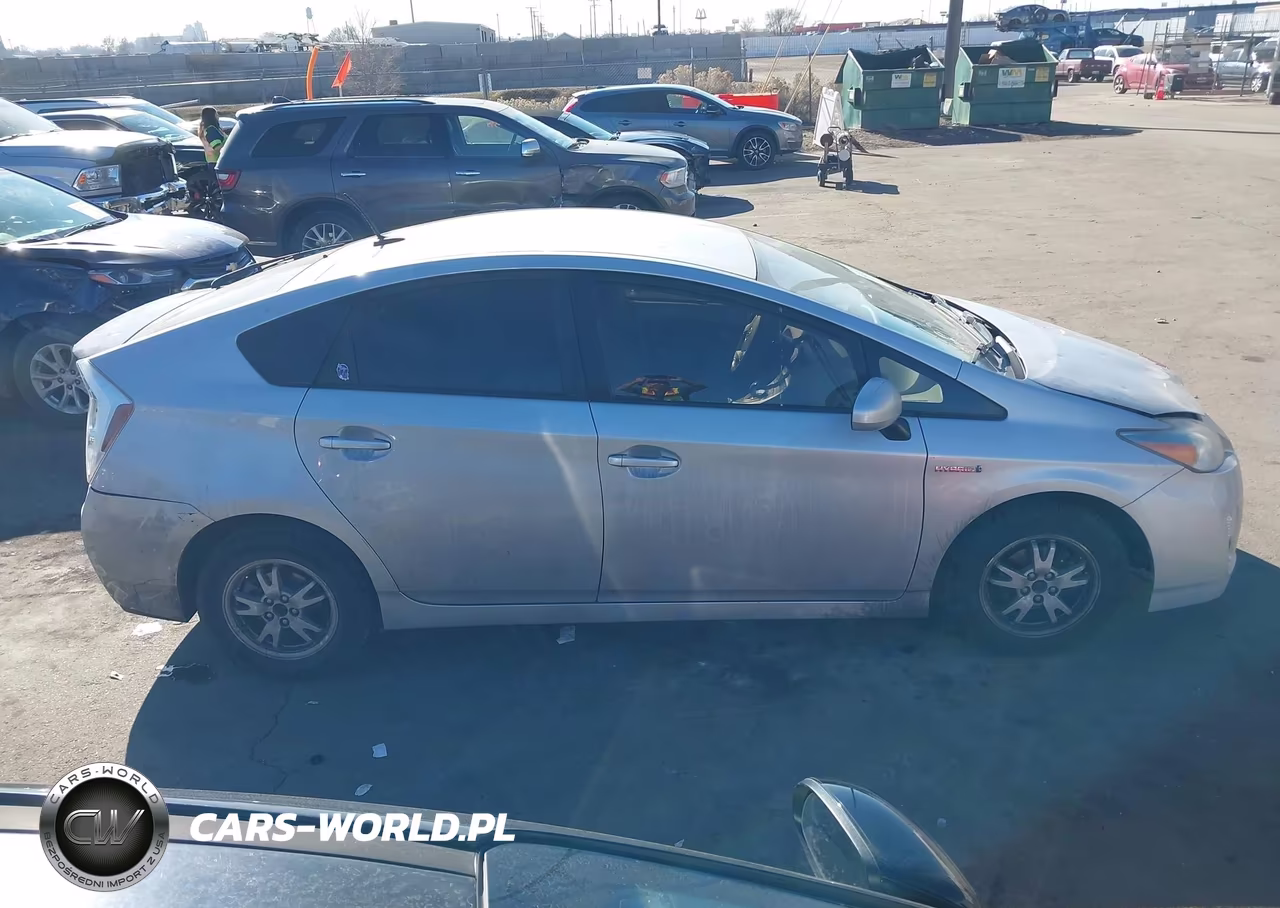 2011 Toyota Prius Four VIN:JTDKN3DU7B1400661 - 14