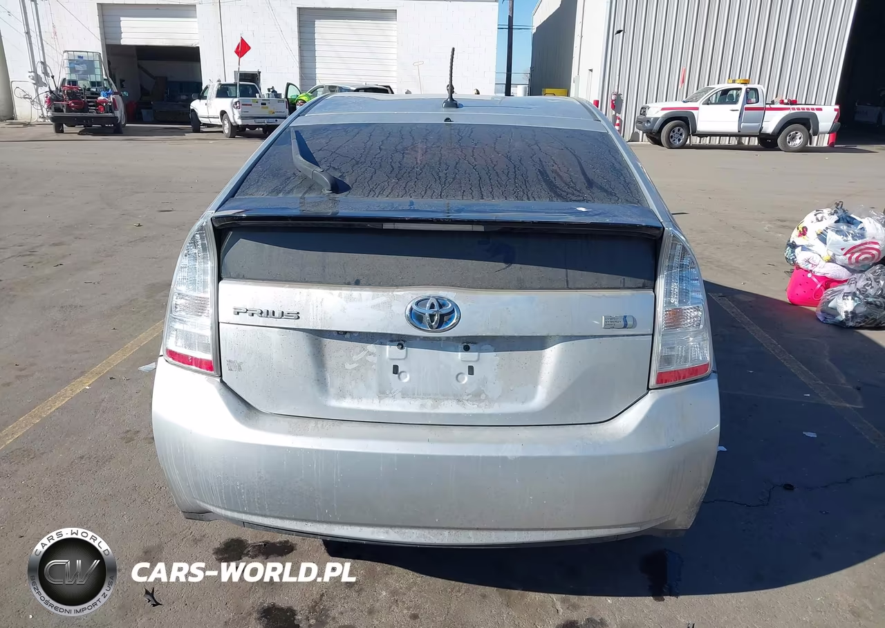 2011 Toyota Prius Four VIN:JTDKN3DU7B1400661 - 17