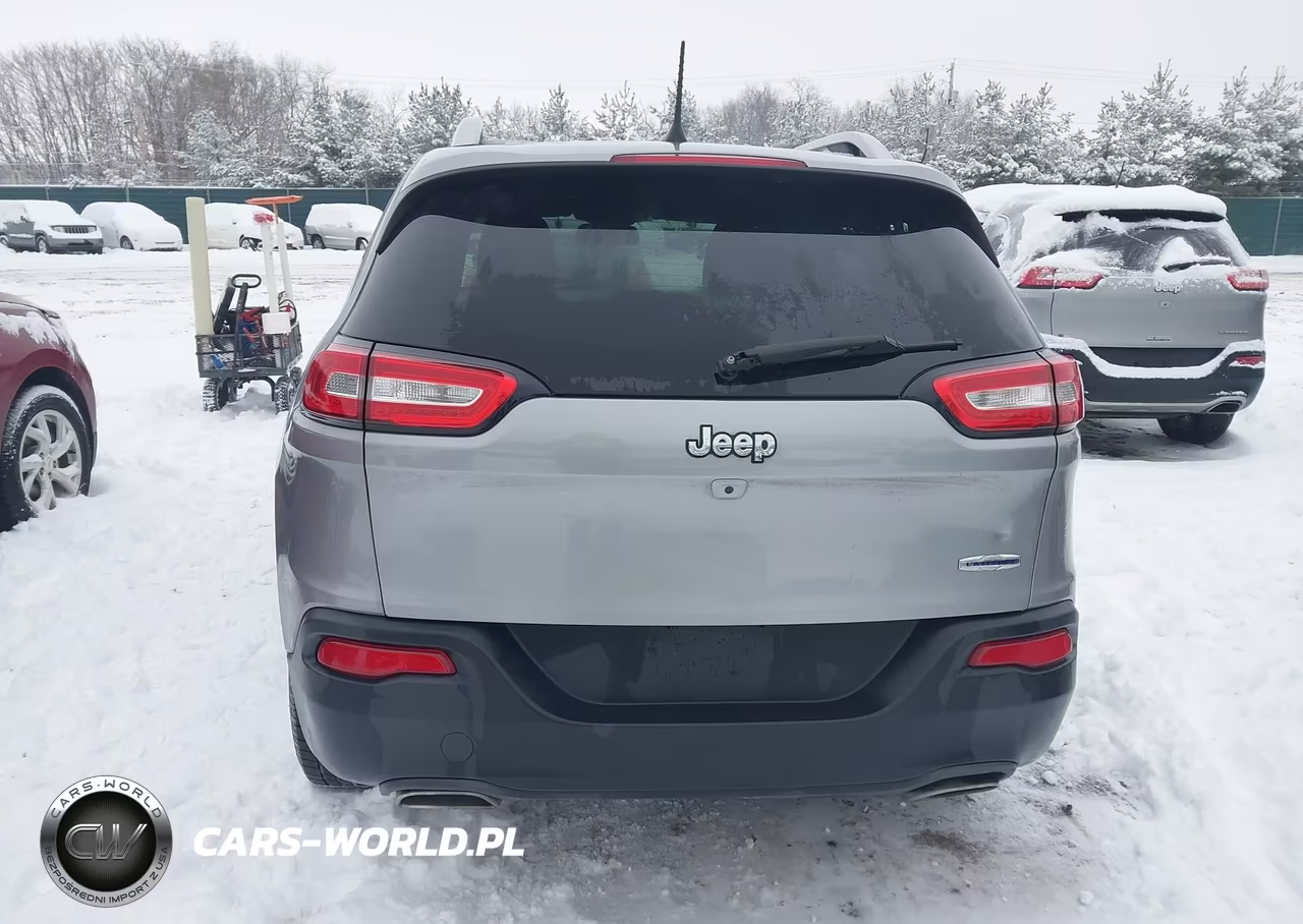 2017 Jeep Cherokee Latitude Fwd VIN:1C4PJLCSXHW549014 - 16