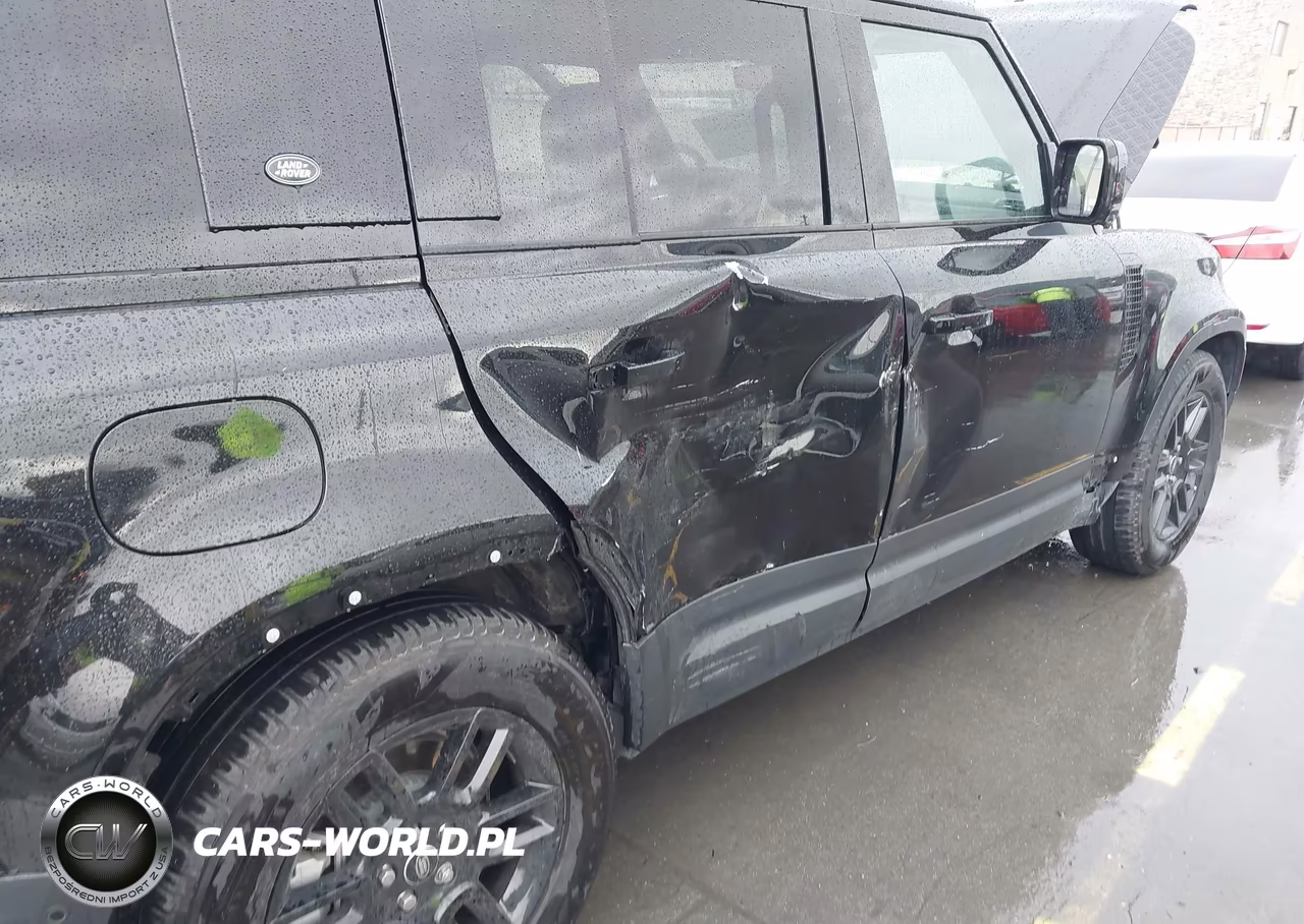 2024 Land Rover Defender 130 P300 S VIN:SALEJFFU8R2311279 - 6