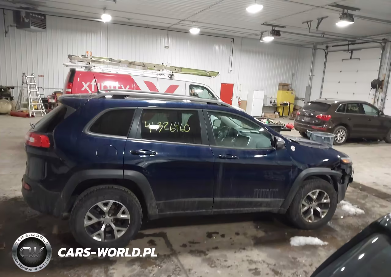 2016 Jeep Cherokee Trailhawk VIN:1C4PJMBS0GW224488 - 13