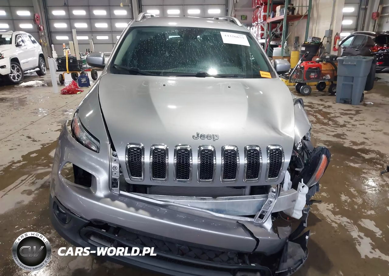 2017 Jeep Cherokee Latitude 4X4 VIN:1C4PJMCB1HW620316 - 13