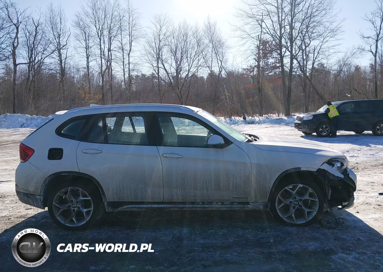 2015 BMW X1 xDrive35I VIN:WBAVM5C52FVV95232 - 12