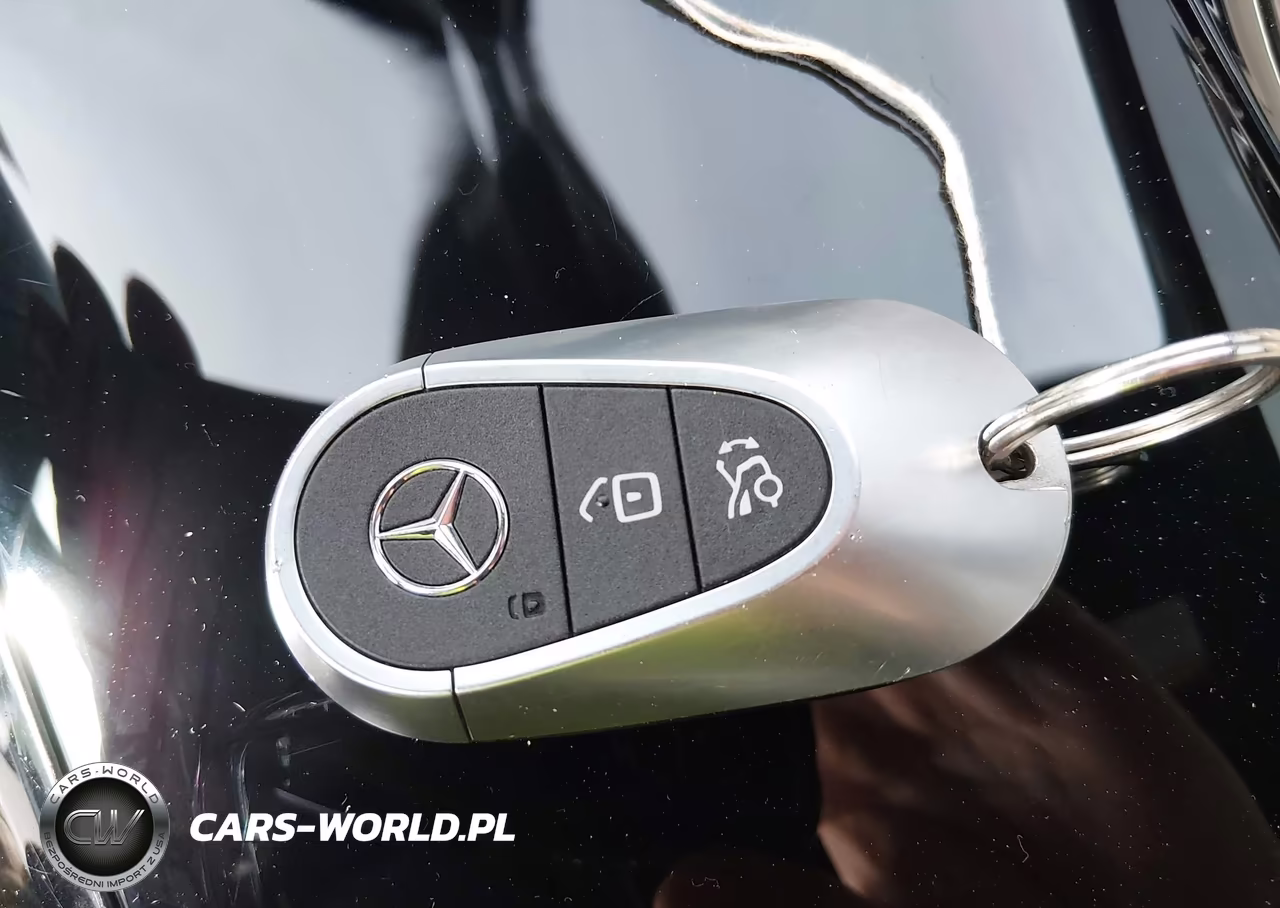 2022 Mercedes-Benz C 300 4Matic VIN:W1KAF4HB5NR034010 - 11