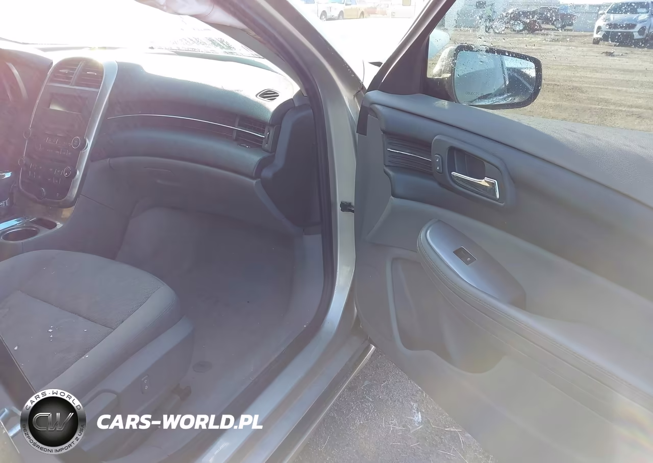 2014 Chevrolet Malibu 1Ls VIN:1G11B5SL5EF244341 - 5