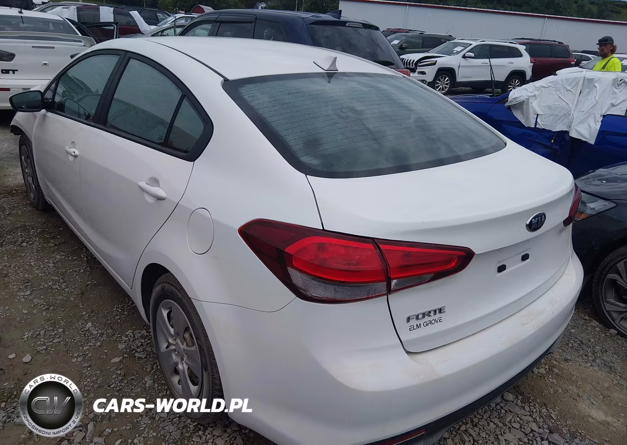 2018 Kia Forte Lx VIN:3KPFK4A72JE282397 - 3