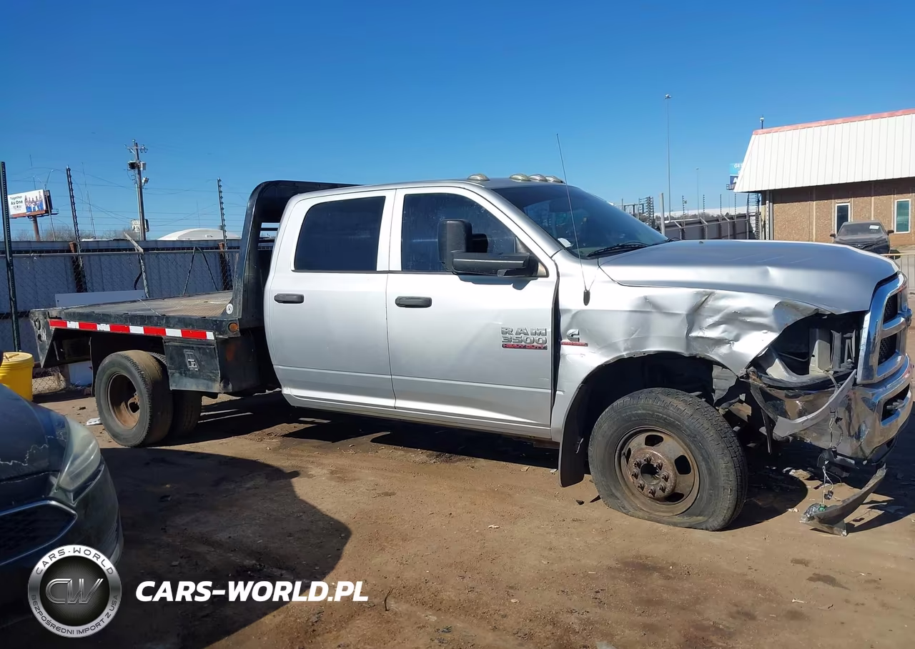 2015 Ram 3500 Tradesman VIN:3C63RRGL9FG644521 - 13