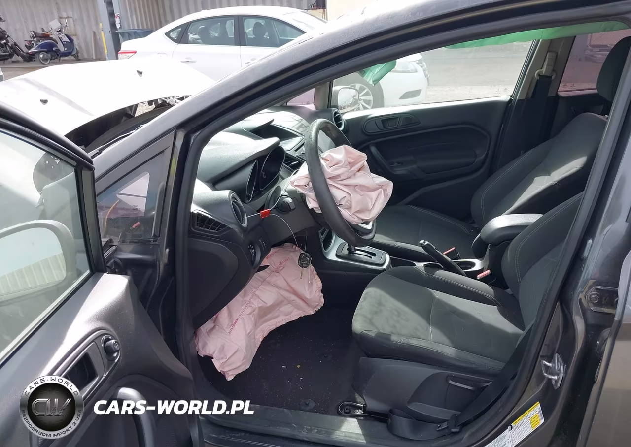 2018 Ford Fiesta Se VIN:3FADP4EJ4JM120331 - 5