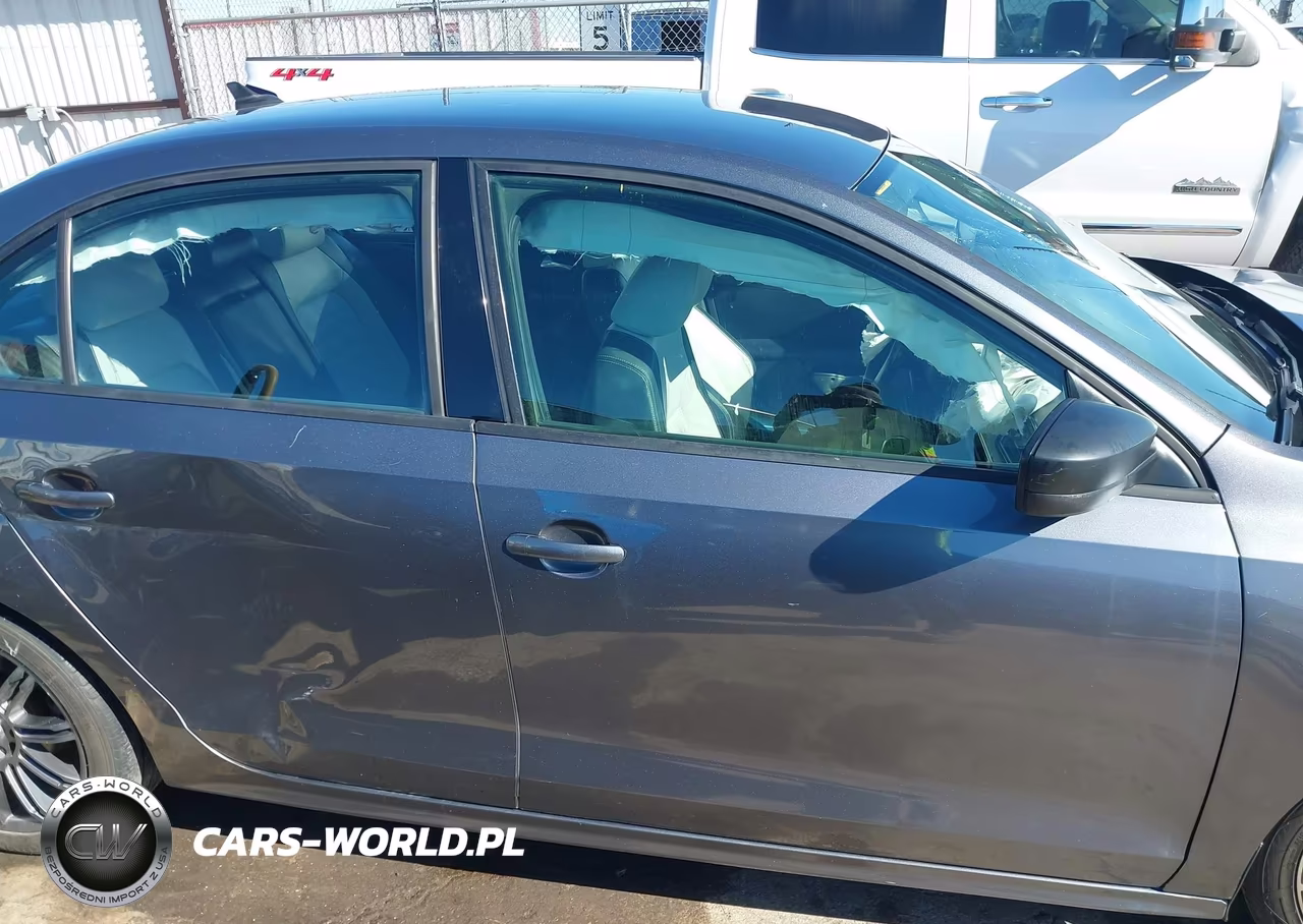 2015 Volkswagen Jetta 1.8T Sport VIN:3VWD17AJ8FM220889 - 13