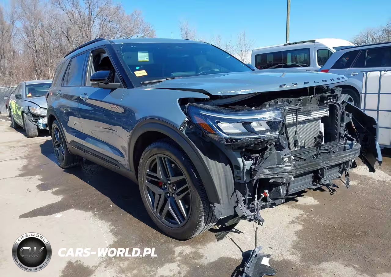 2025 Ford Explorer St