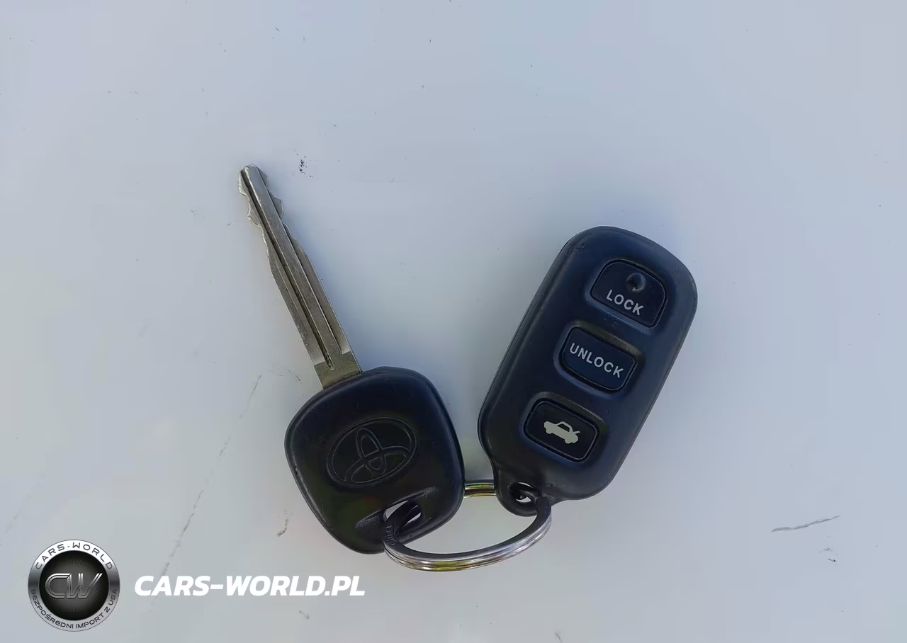 2002 Toyota Camry Xle V6 VIN:JTDBF30K020013702 - 11