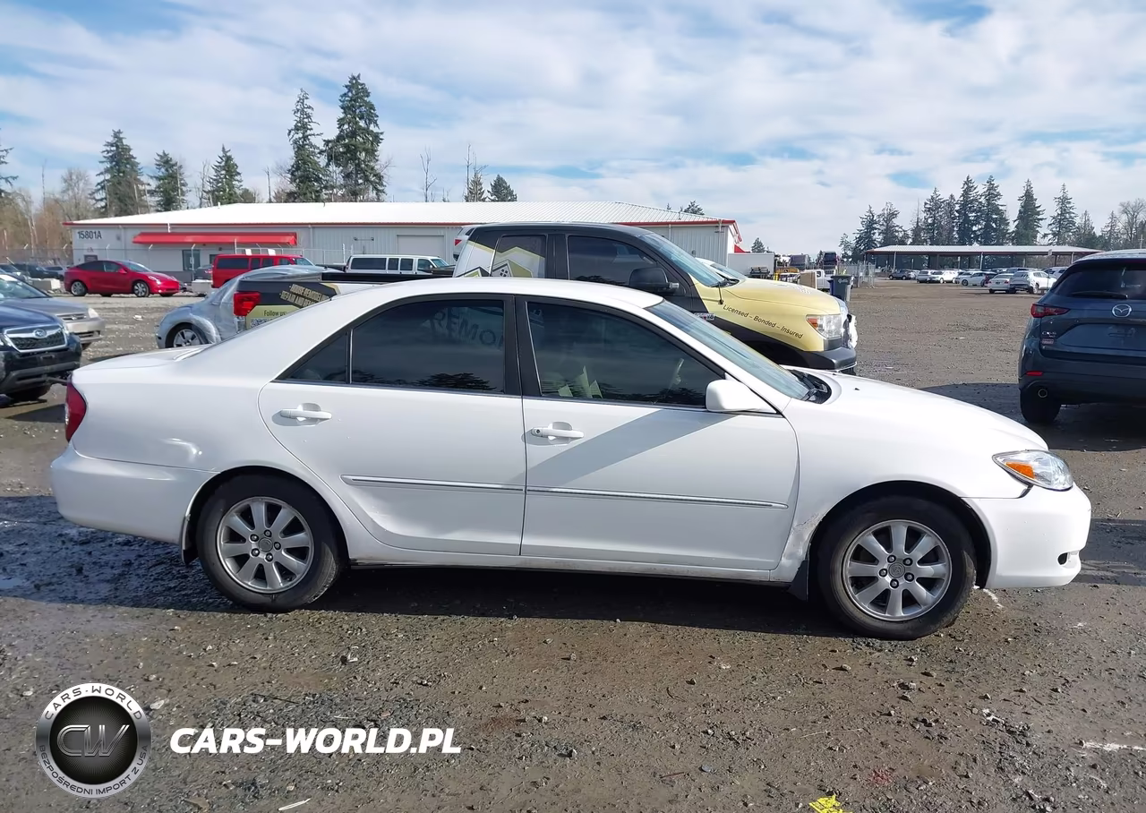 2002 Toyota Camry Xle V6 VIN:JTDBF30K020013702 - 13