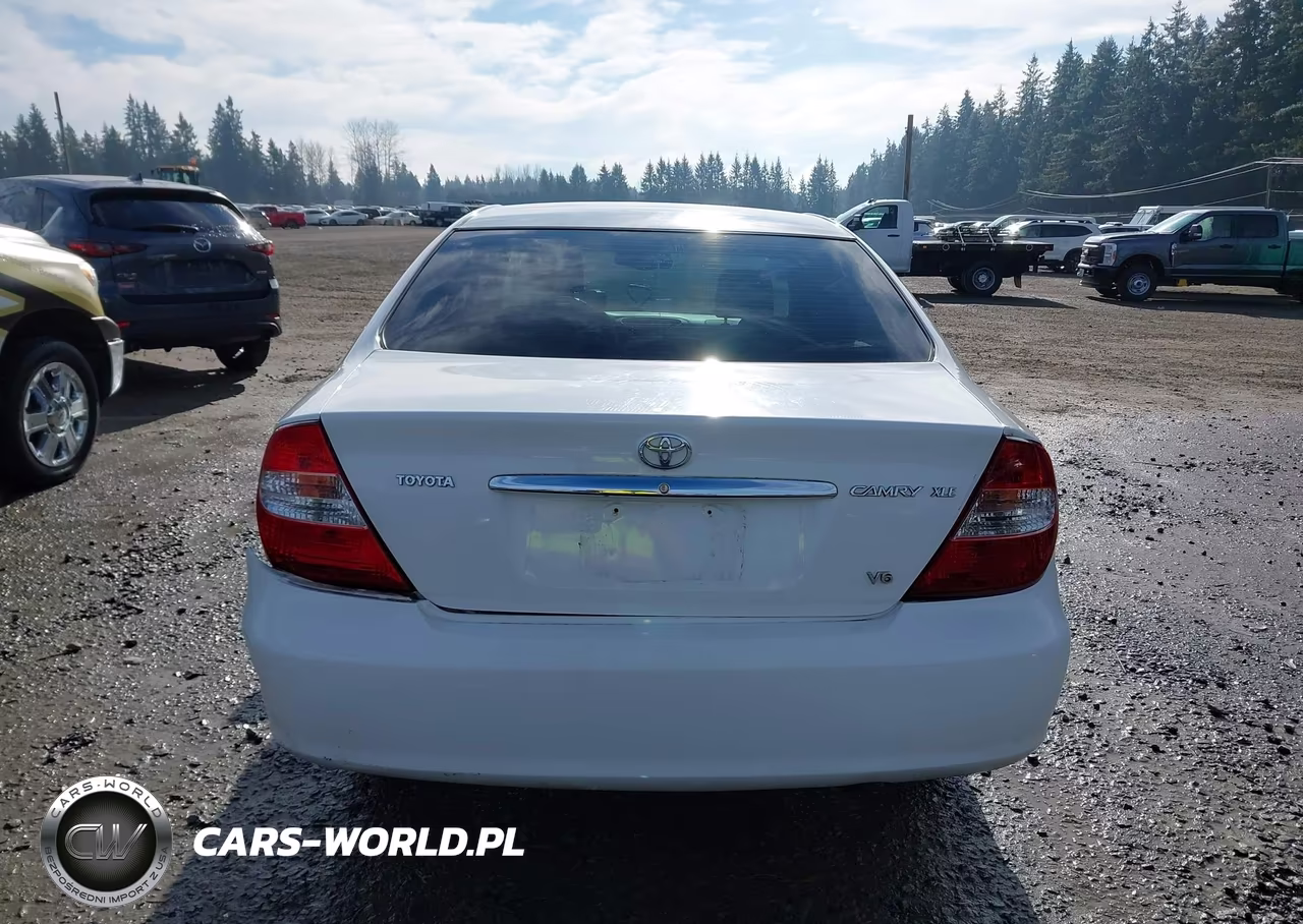 2002 Toyota Camry Xle V6 VIN:JTDBF30K020013702 - 16