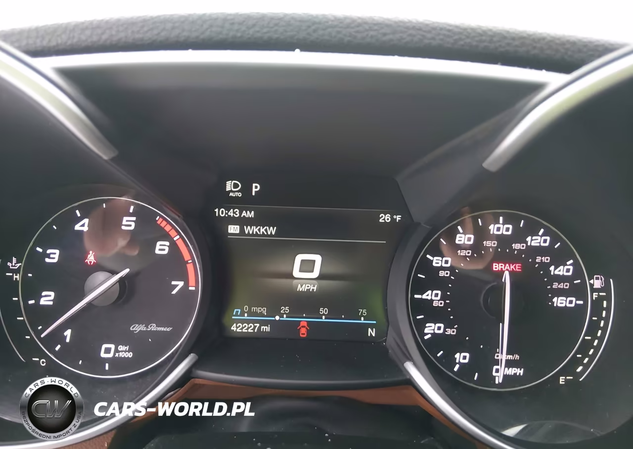 2020 Alfa Romeo Giulia Ti Awd VIN:ZARFANBN0L7637047 - 7
