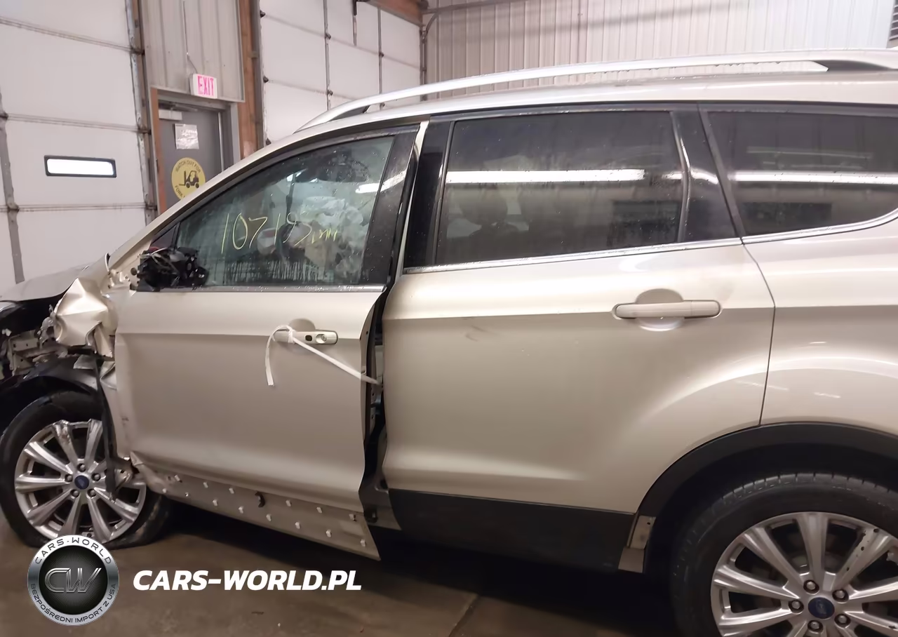 2018 Ford Escape Titanium VIN:1FMCU9J9XJUC86111 - 13