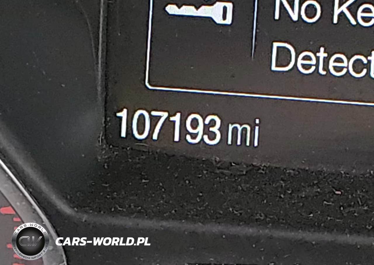 2018 Ford Escape Titanium VIN:1FMCU9J9XJUC86111 - 14
