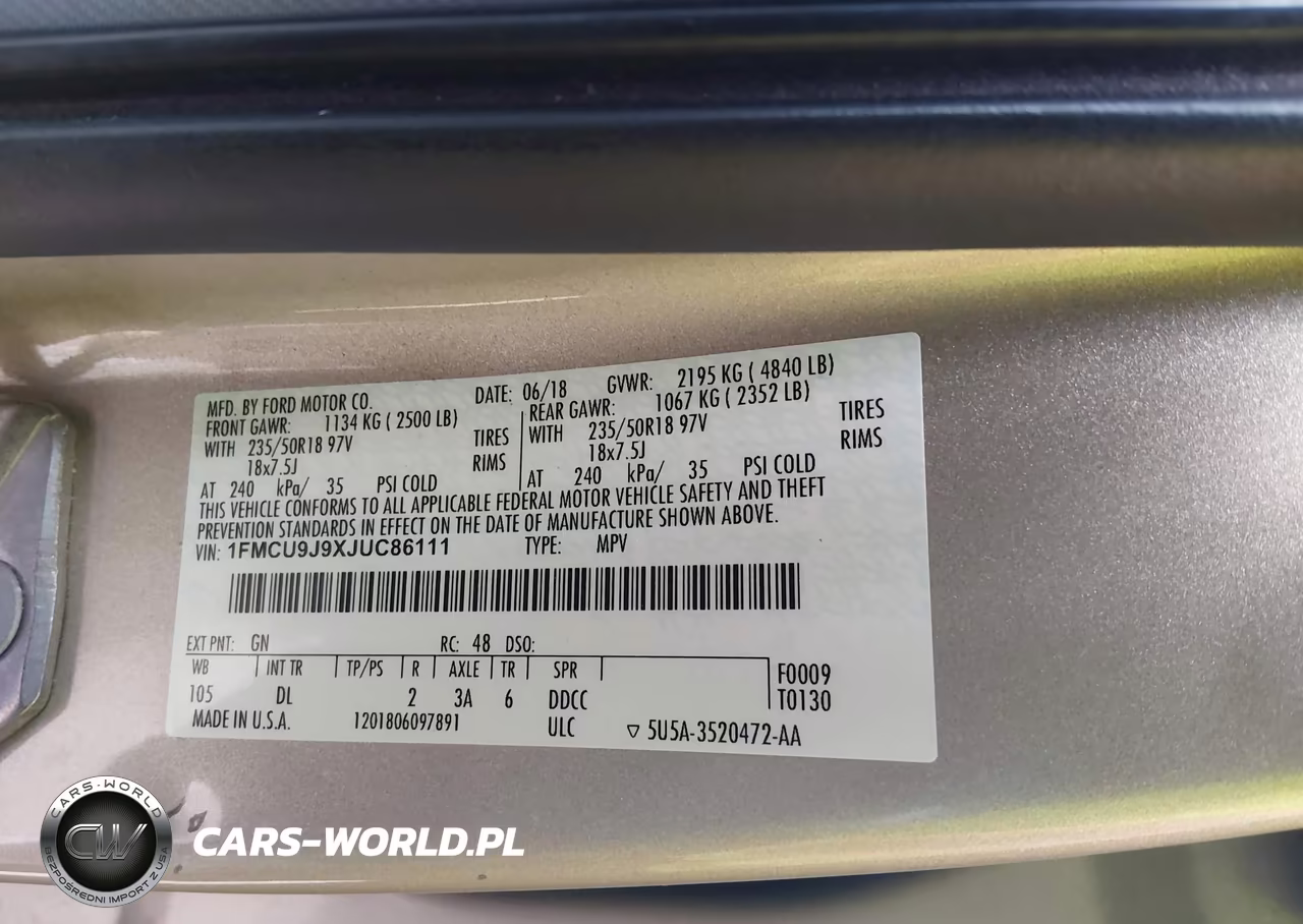 2018 Ford Escape Titanium VIN:1FMCU9J9XJUC86111 - 9