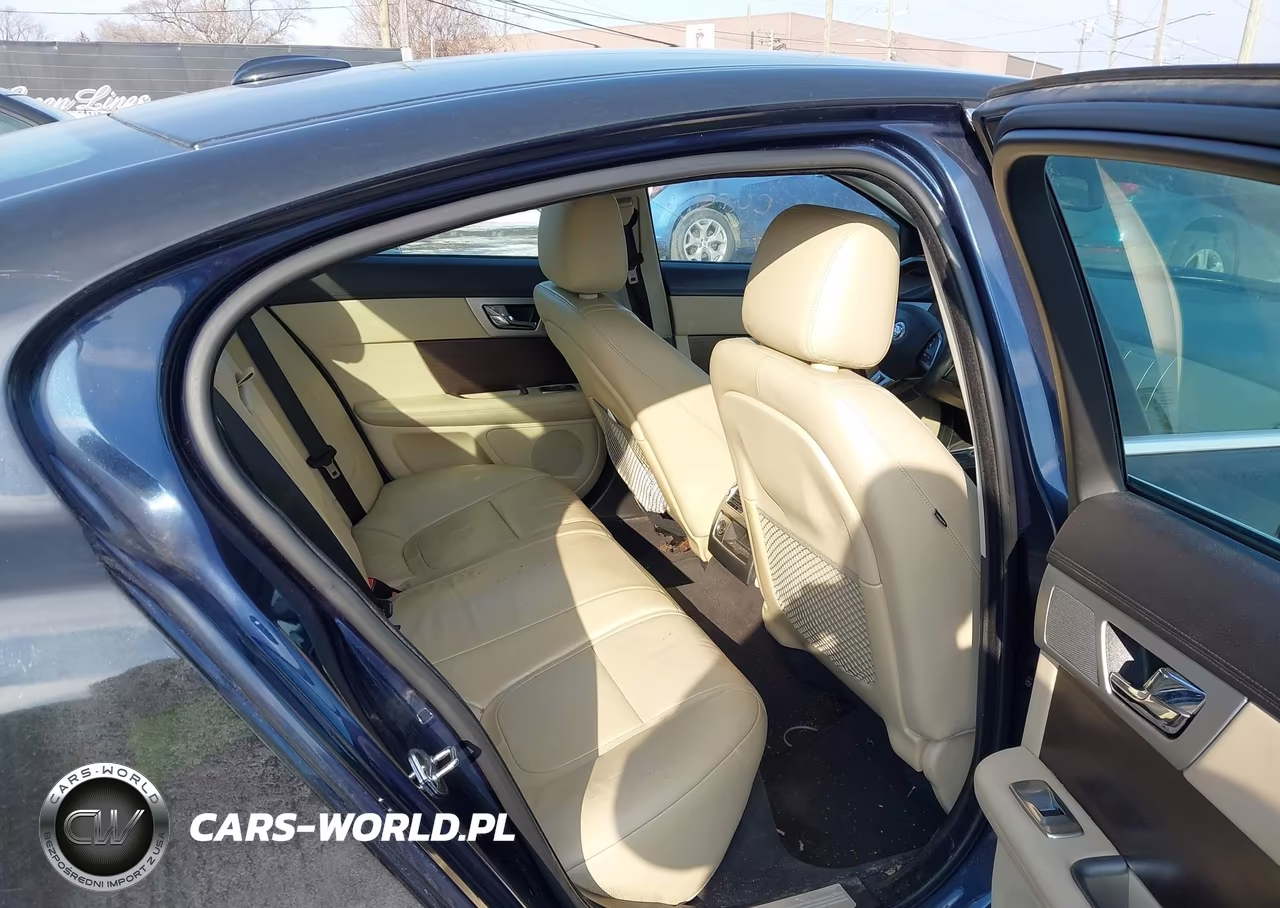 2012 Jaguar Xf VIN:SAJWA0FB5CLS52931 - 8