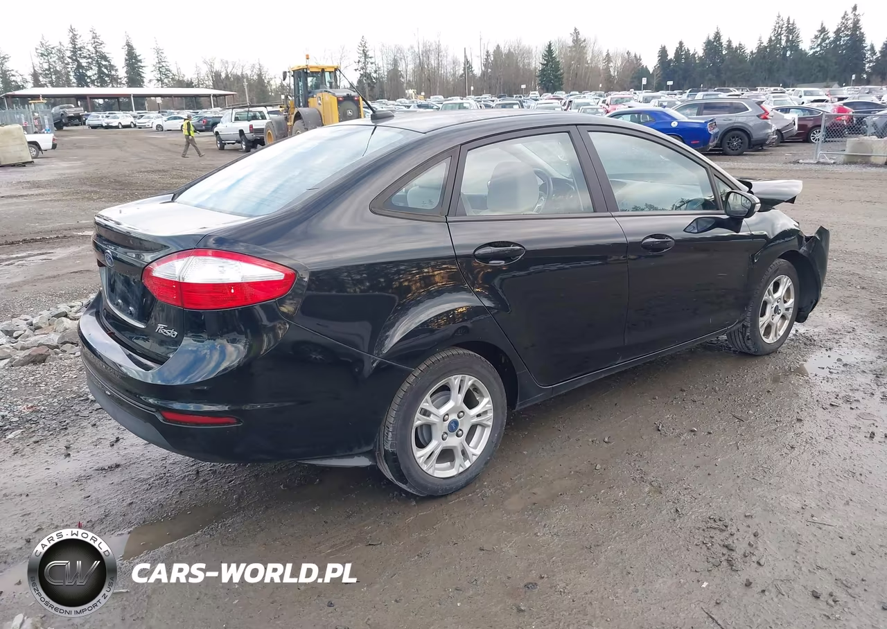 2015 Ford Fiesta Se VIN:3FADP4BJ4FM126156 - 4