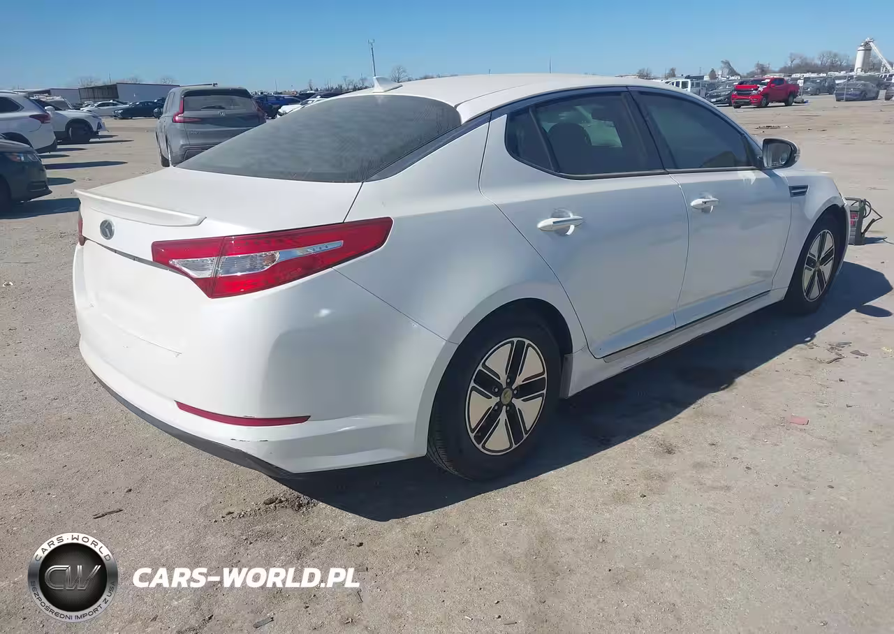 2013 Kia Optima Hybrid Lx VIN:KNAGM4AD4D5061787 - 4